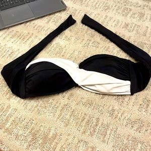 Cute black and white strapless top